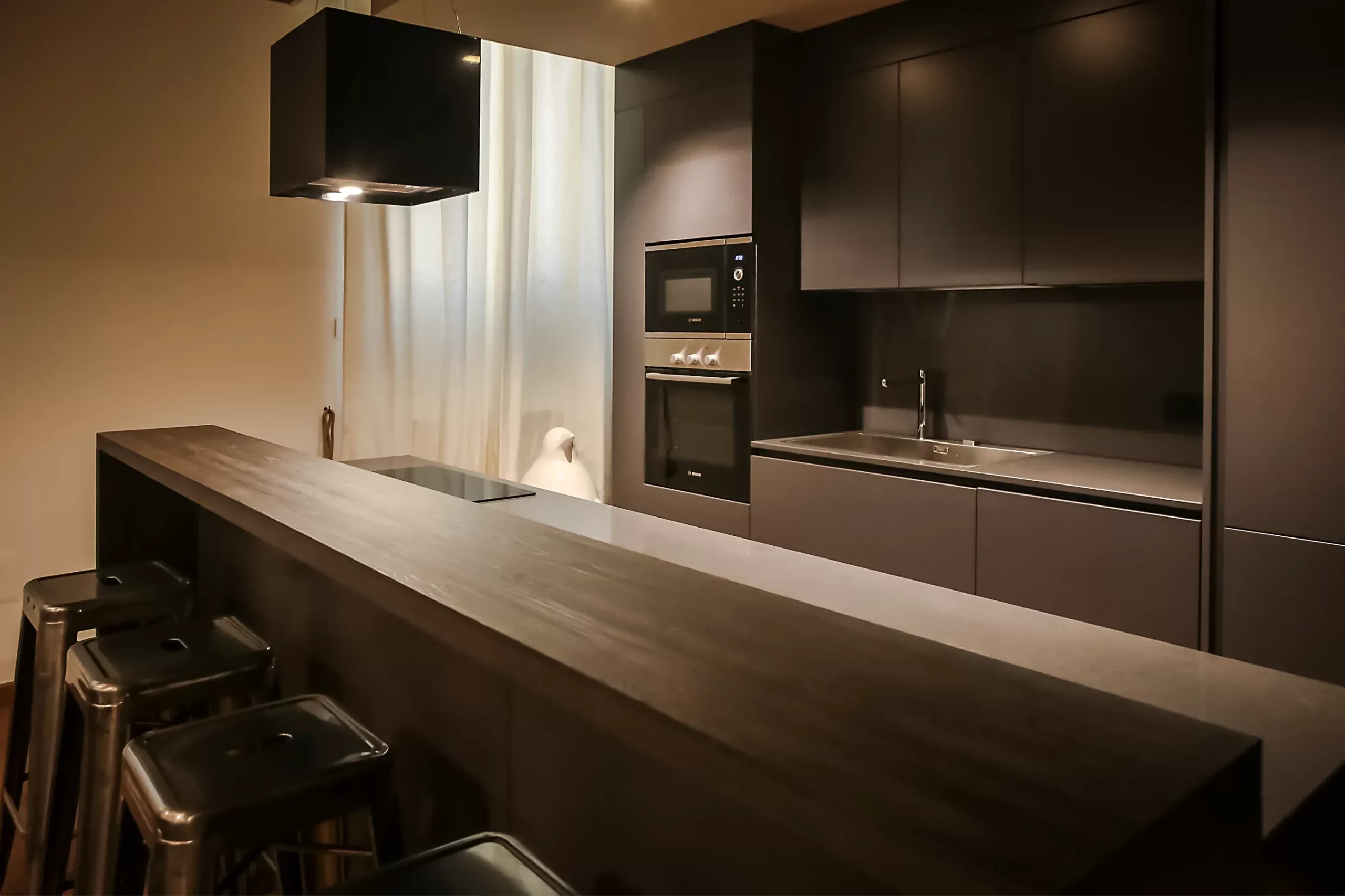 Design apartment in Cagliari — Loft 360, view of the spaces, designed by Gatti/Piu (photo 6)