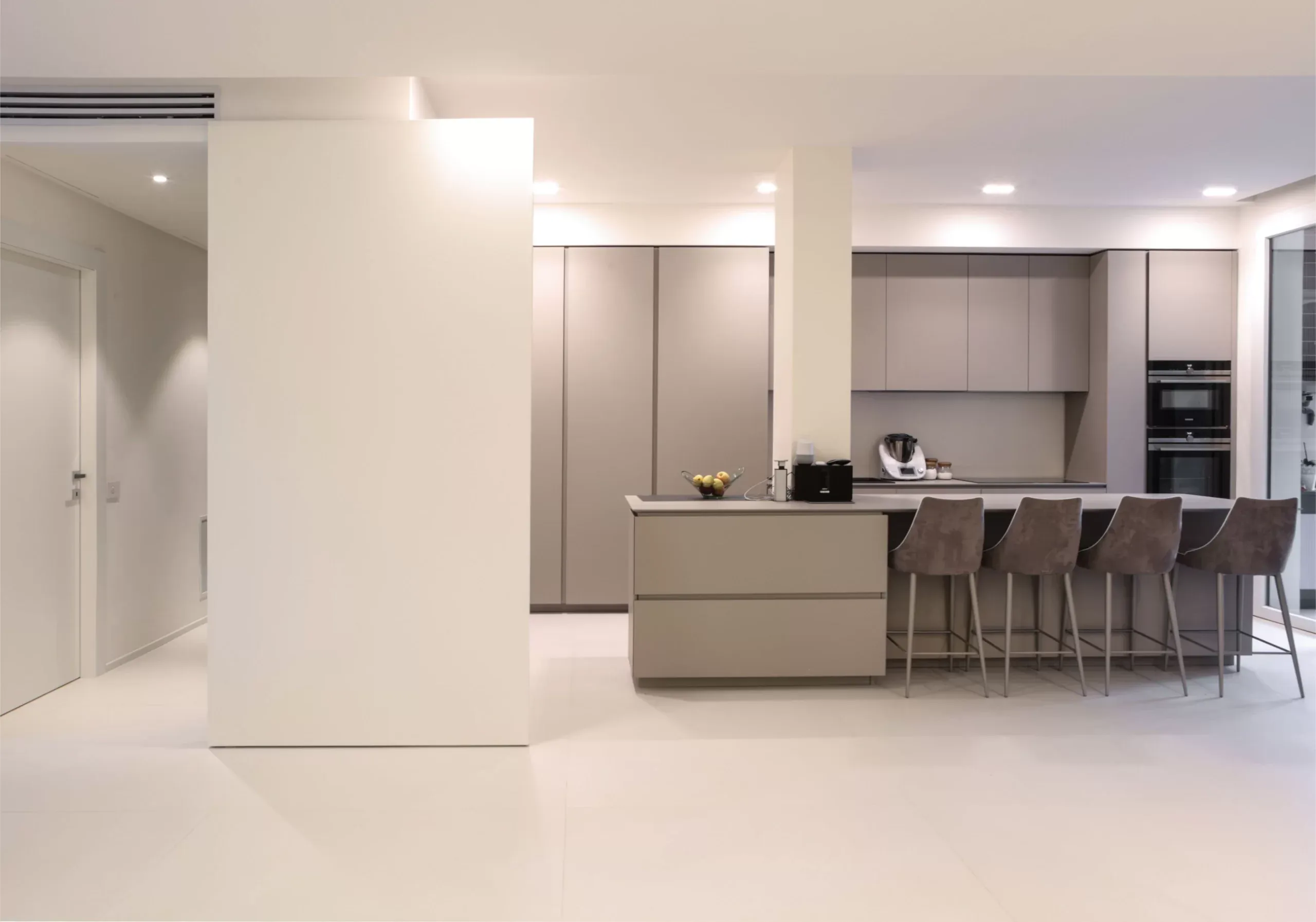 Design apartment in Cagliari — Via Caboni, view of the spaces, designed by Gatti/Piu (photo 3)