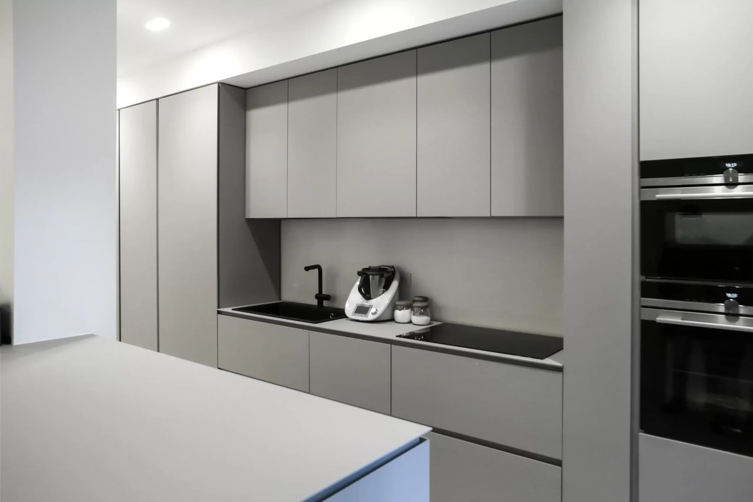 Design apartment in Cagliari — Via Caboni, view of the spaces, designed by Gatti/Piu (photo 4)