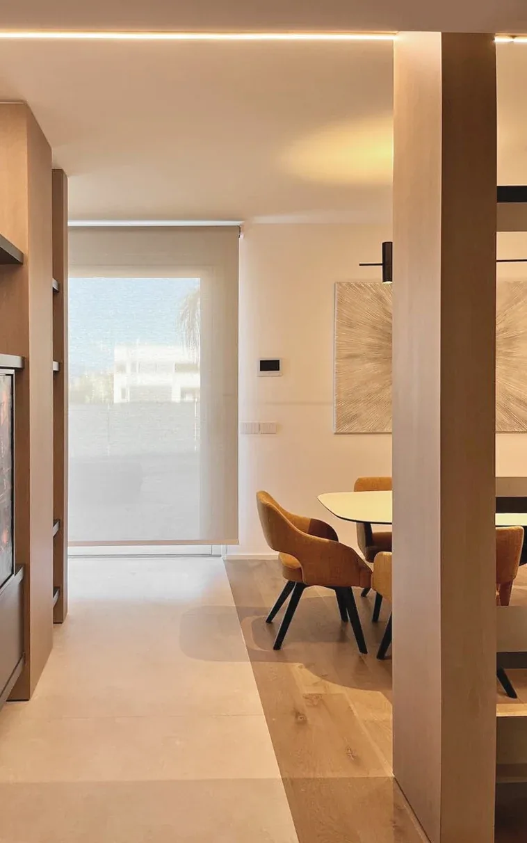 Premium penthouse in Cagliari — Via Della Pineta, vertical interior detail, designed by Gatti/Piu