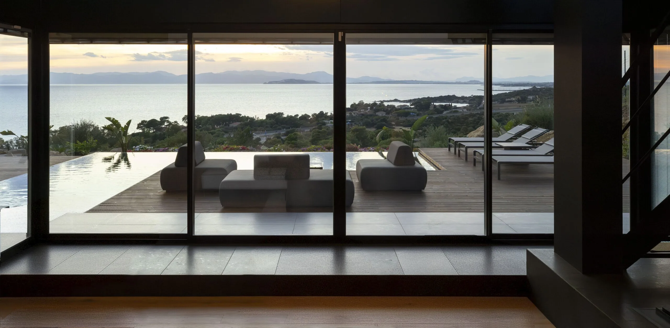 Luxury villa in Quartu Sant'Elena — TM2, view of the spaces, designed by Gatti/Piu (photo 8)