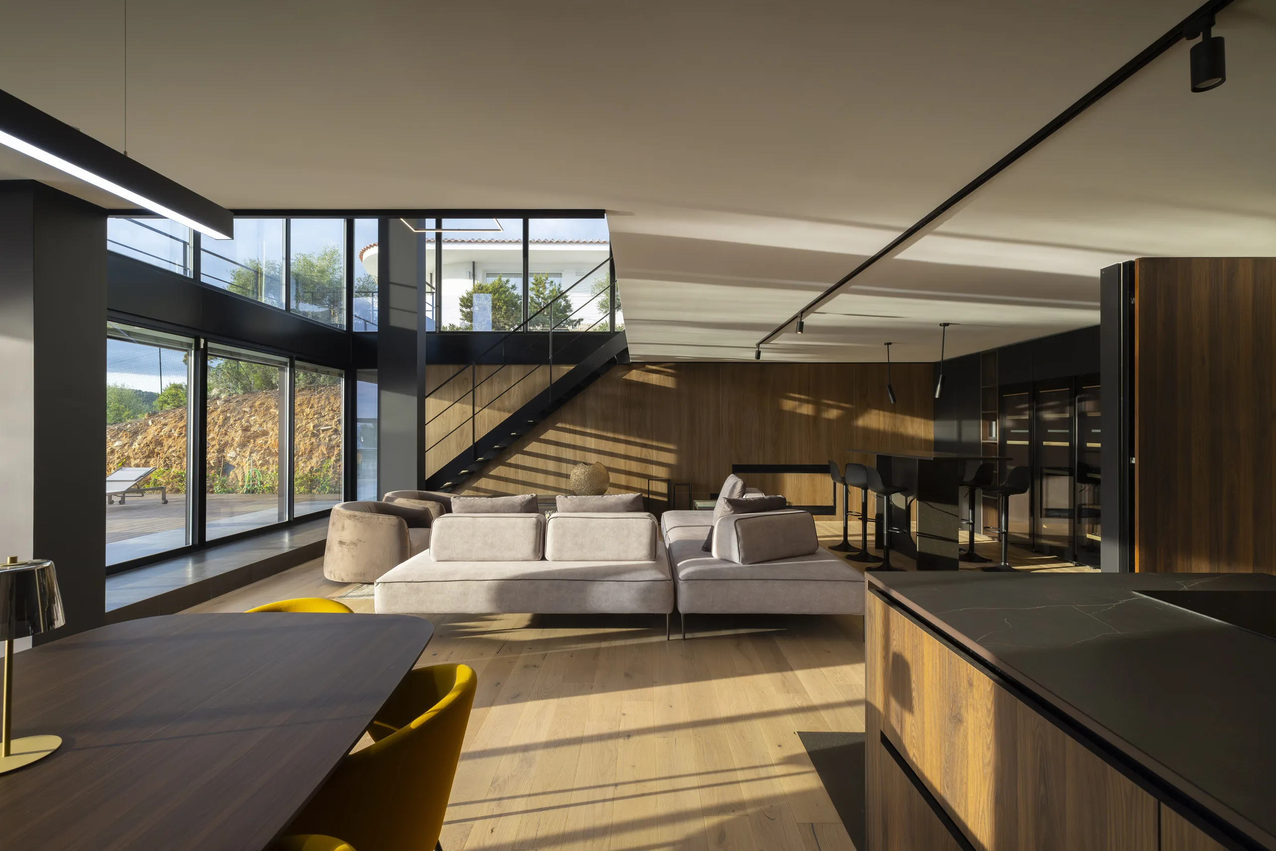 Luxury villa in Quartu Sant'Elena — TM2, view of the spaces, designed by Gatti/Piu (photo 13)