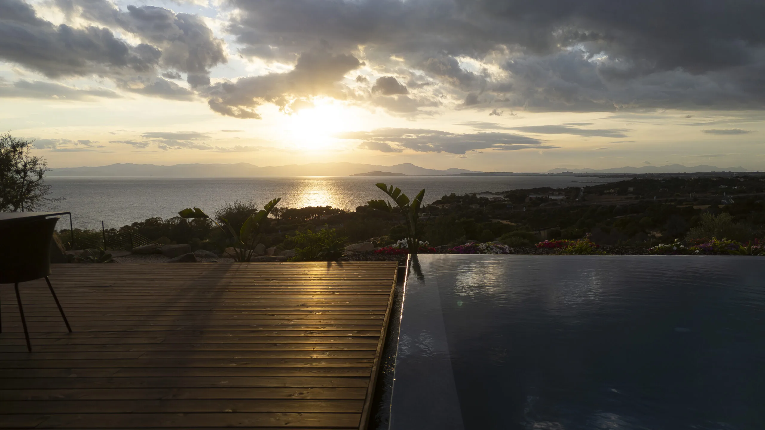 Luxury villa in Quartu Sant'Elena — TM2, view of the spaces, designed by Gatti/Piu (photo 17)