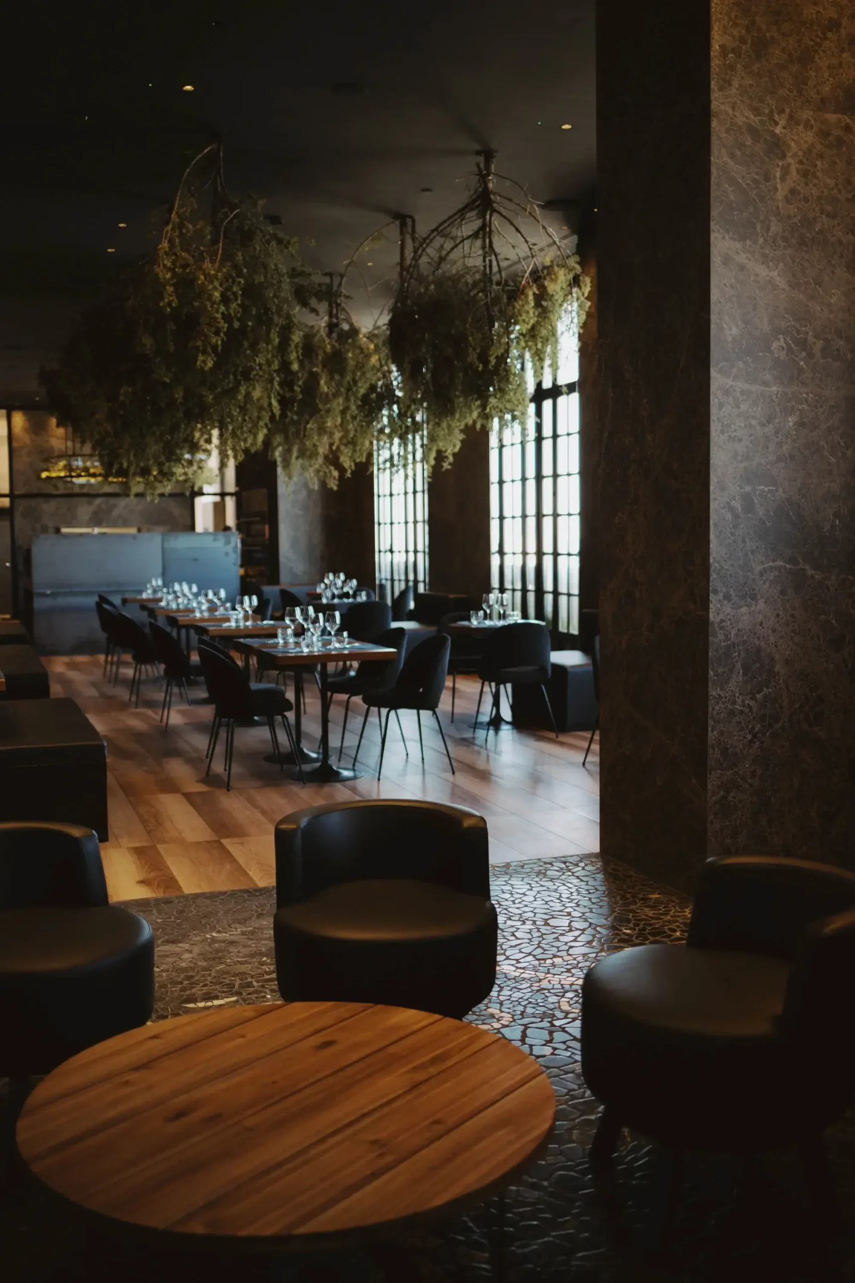 Hospitality project in Cagliari — Rinascente, vertical interior detail, designed by Gatti/Piu